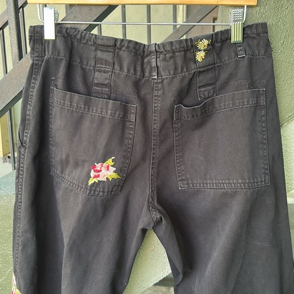 Johnny Was Floral and Birds Embroidered Black Pants Bohemian Resortwear Sz Small - Picture 6 of 6